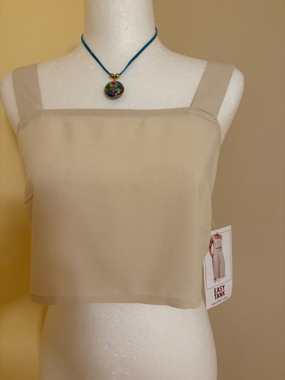 Vanilla Star Beige Square-Neck Crop Tank